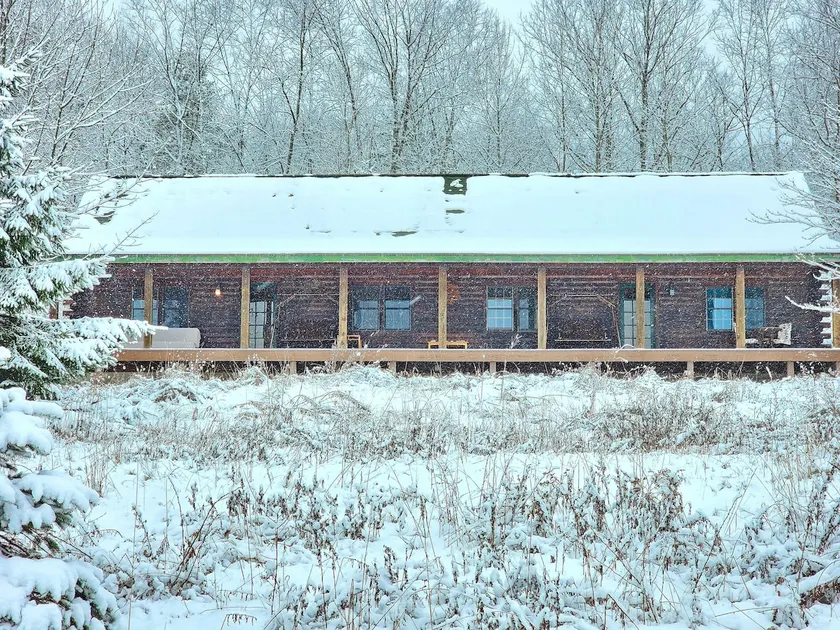 Bluestone Suite @Entangled Acres Nature Sanctuary - Image 1