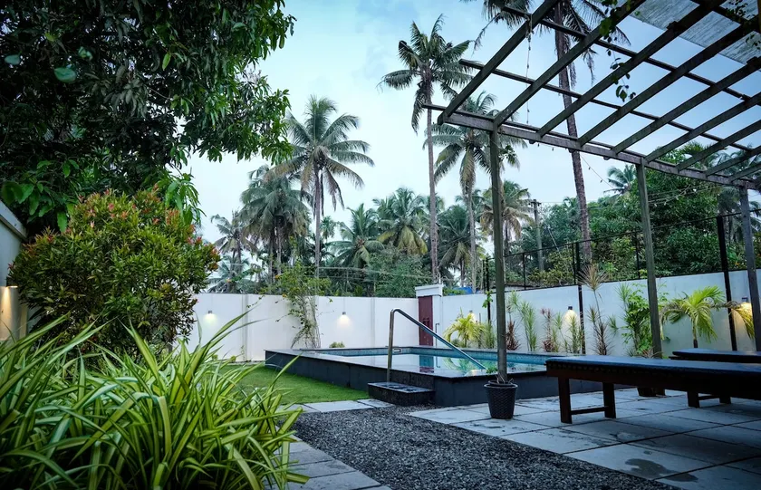 Secret Escape Boutique Holiday Home - Image 1