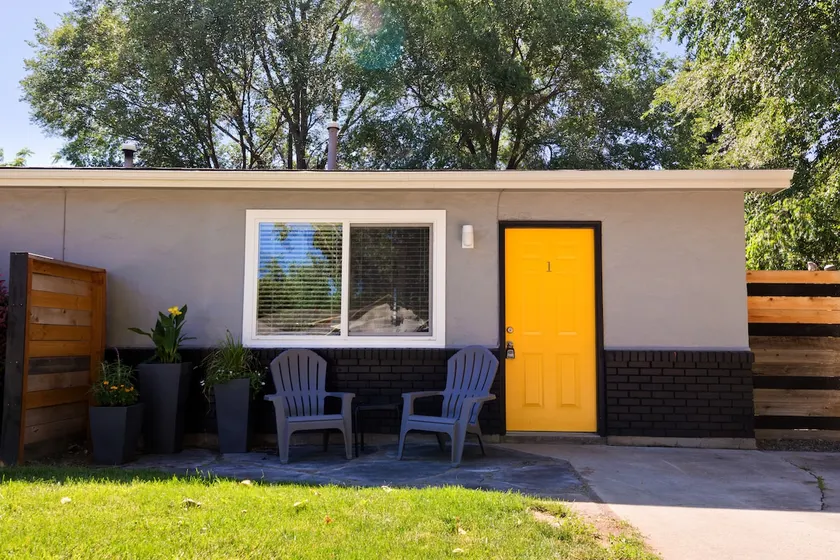 Modern Stay | Fenced Yard + Dog Friendly + Parking - Image 1