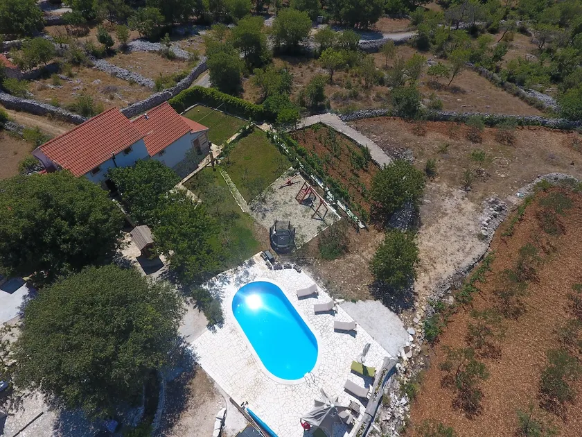 Heritage Villa HEAVEN No. 1 vicino a Trogir, piscina riscaldata - Image 1