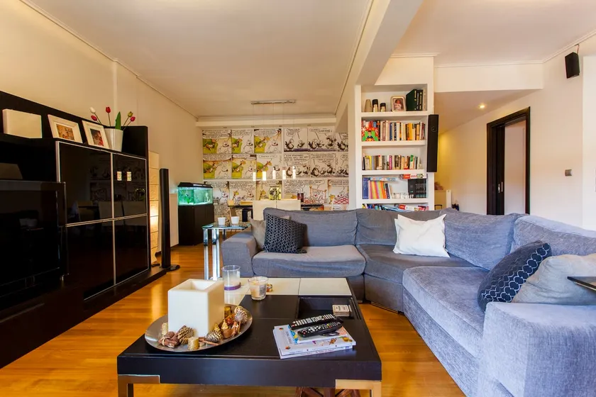 Elegant Apartment at Alimos Marina with Sea View - Image 1