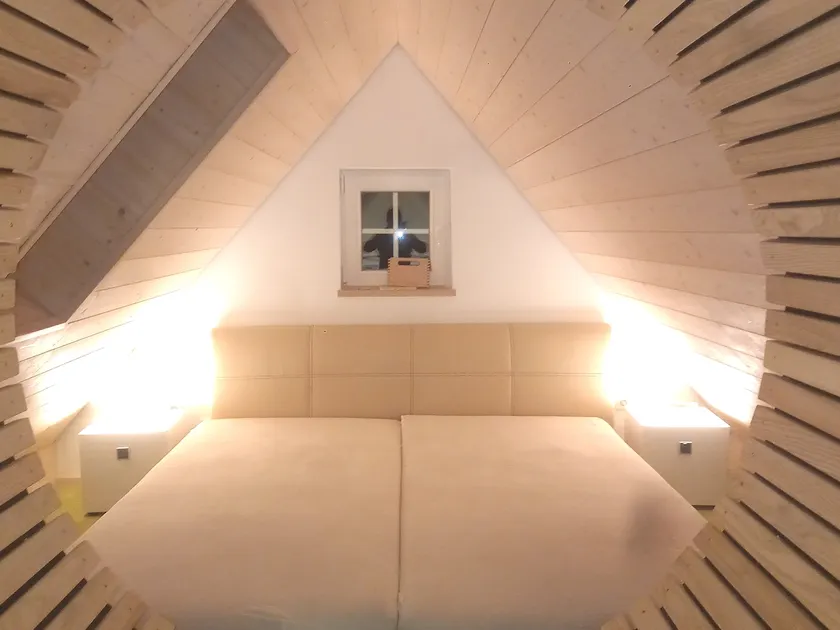 Spruce loft - Image 1