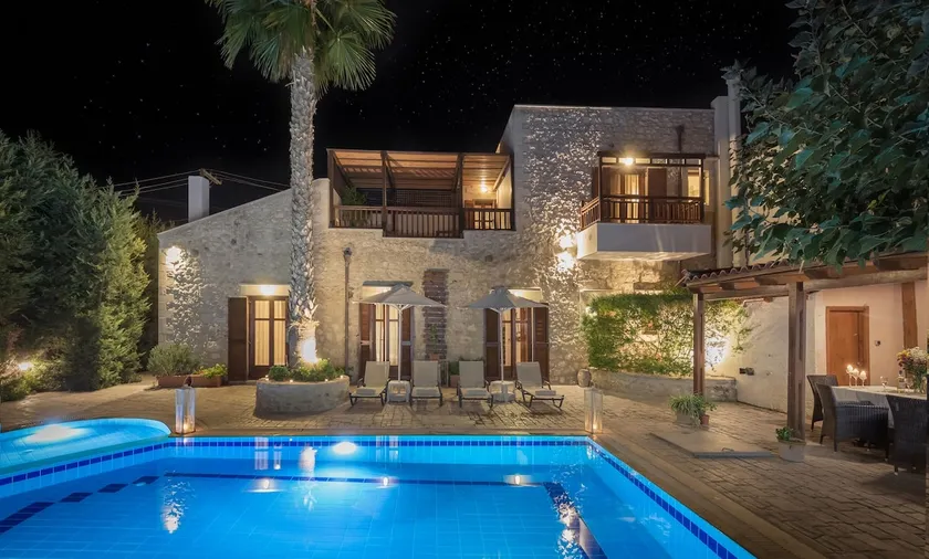 Asteri Villa - Traditional Elegant Villa - Image 1