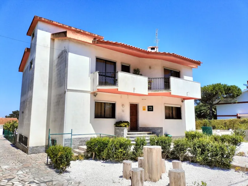 Jardim de Albarraque, Floors A+B (16 people) - Image 1