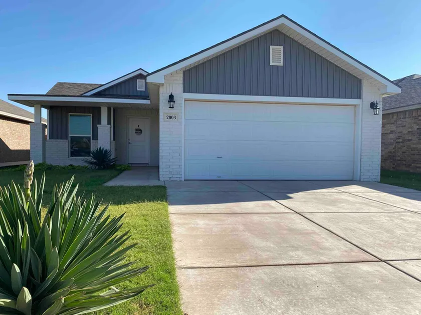 South LBK~New~Safe Neighborhood~Garage Access - Image 1
