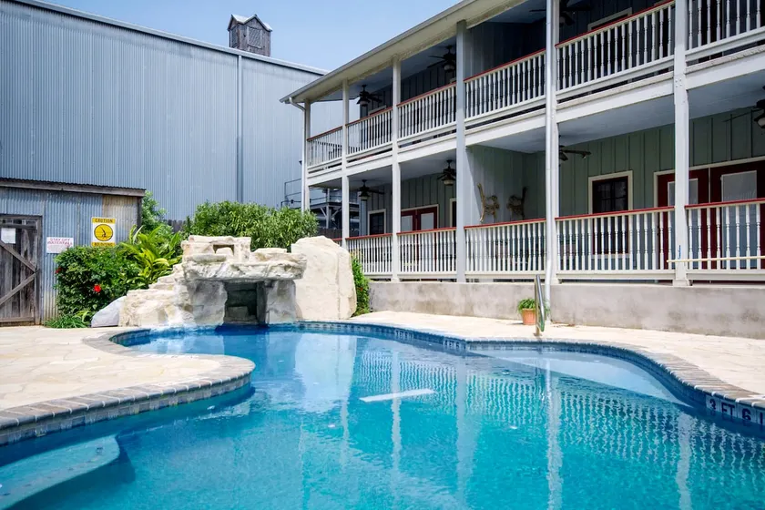 Gruene Reservations Condo 205 - Image 1
