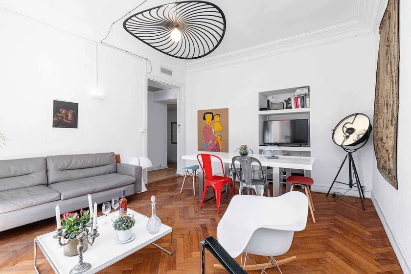 3-Brd Apt in trendy neighborhood - Image 1