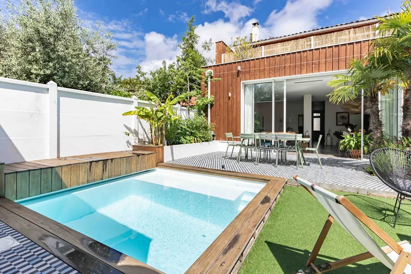 Spacious City Home w/ Pool, AC & 4 En-Suite BR - Image 1
