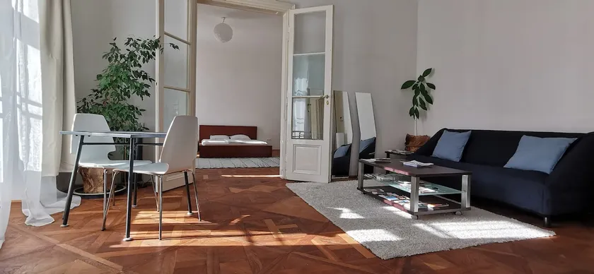 Design apartment in Spittelberg area - Image 1