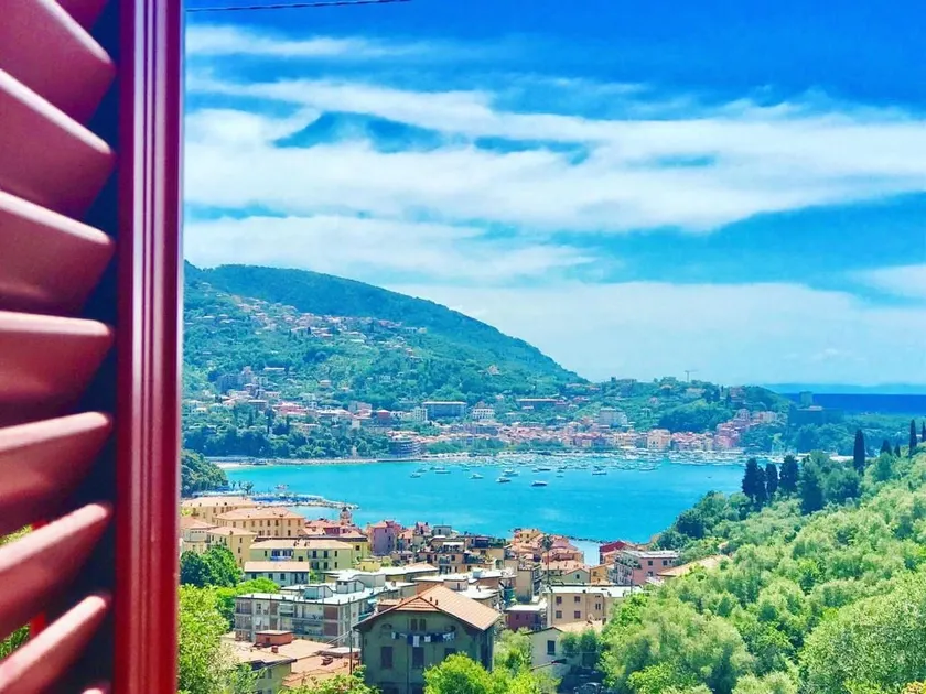 Lerici seaview, in liberty villa, 5’ from BaiaBlu - Image 1
