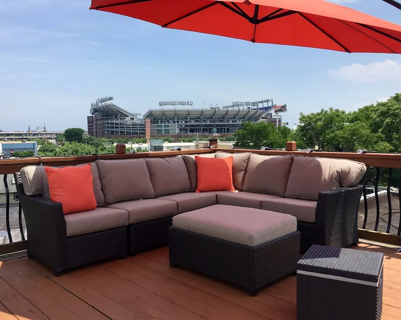 Exquisite 5-bdrm near Stadiums & Convention Center - Image 1