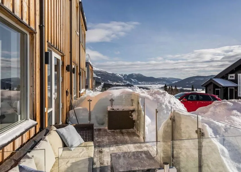 Cozy 58 sqm apartment with sauna & close to the hill - Image 1