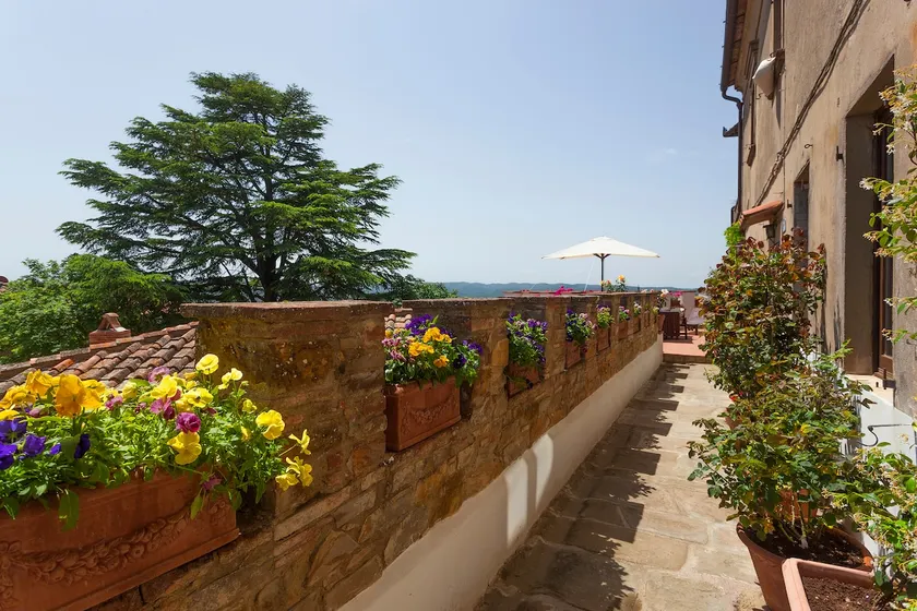 apartamento con encanto castillo con vistas gloriosas - Image 1