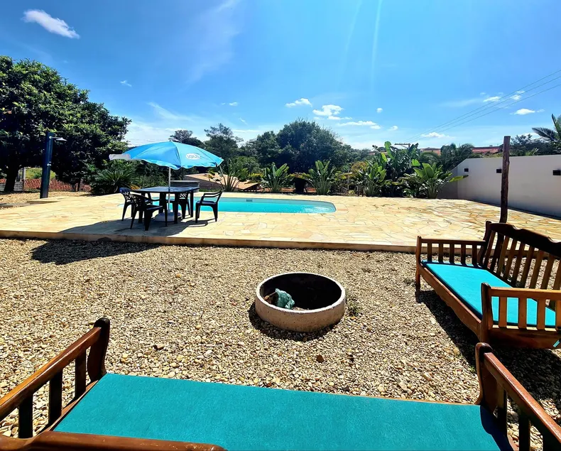 PetFriendly spot with pool and air-conditioning - Image 1