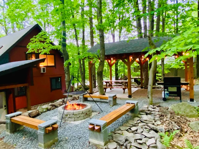 Lakeview Cabin in The Hideout - Image 1