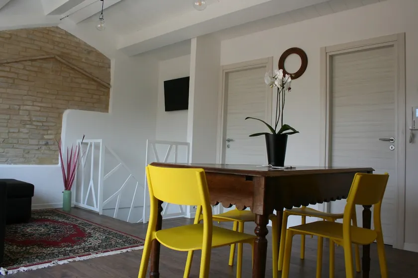Terrace overlooking the sea! - Image 1