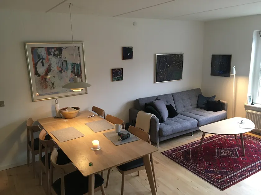 Central city apartment/ cozy and quiet - Image 1