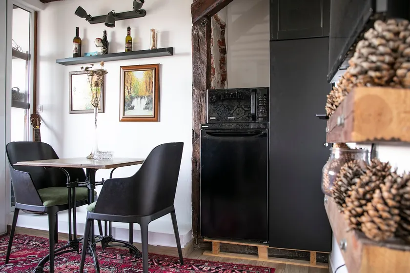 Georgi's Guest studio - Image 1