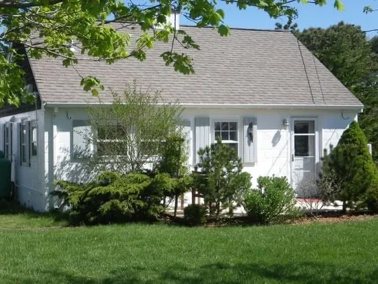 ”Sadie by the Bay” cute cottage- short walk to bay - Image 1