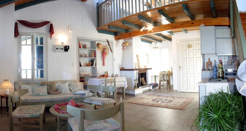 Thalia Studio In Agia Marina | 750m from the beach - Image 1