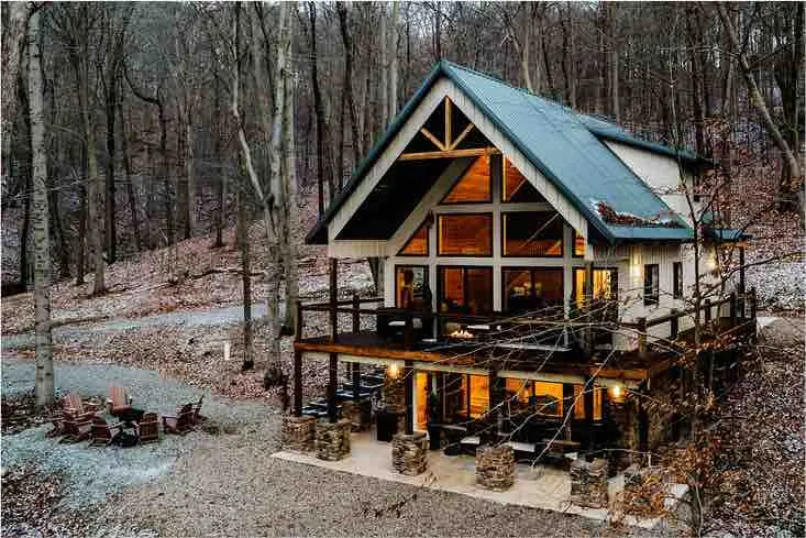 Secluded Cabin | Hot Tub, Arcade, Sleeps 8 - Image 1