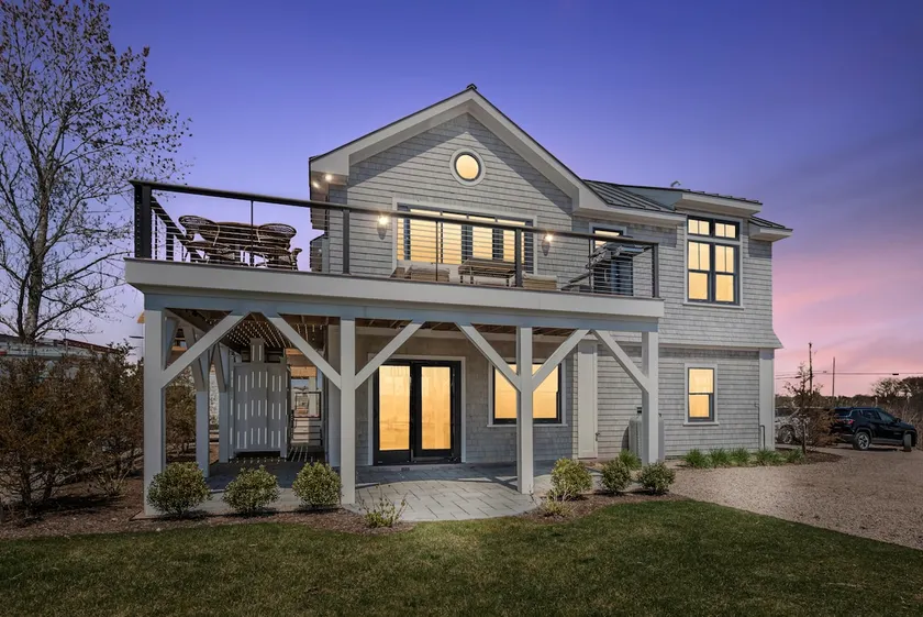 Matunuck Waterfront Retreat, Private Development - Image 1