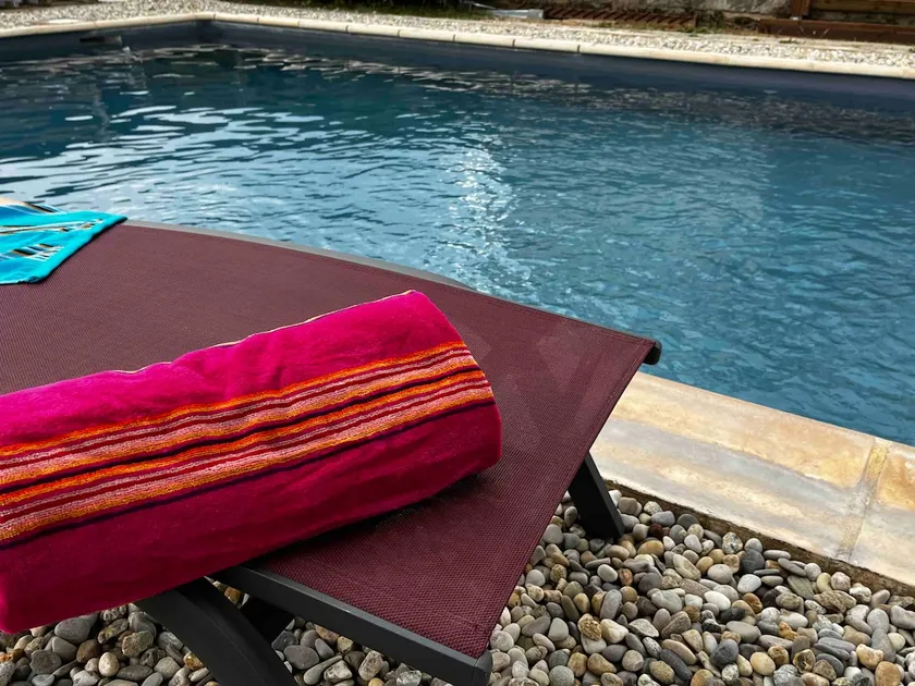 Cozy apartment in villa with pool - Image 1