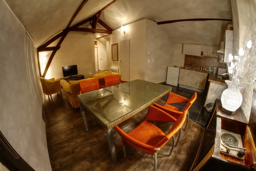 apartment in Bazet 2 - Image 1