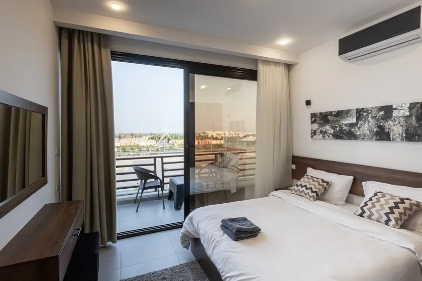 luxurious Sea view 2BR suite 9 - Image 1