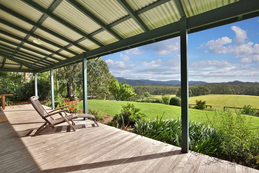 Borrowdale - Expansive Views of the Escarpment - Image 1