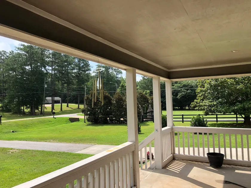 Pat's Farm House - Image 1