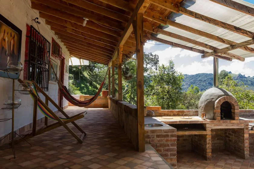 Ideal property to get away from it all in Santa Elena - Image 1