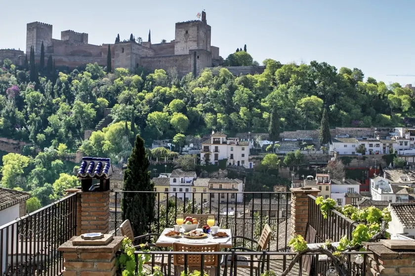 Albaicín HOUSE ”Viewpoint to the Alhambra” - Image 1