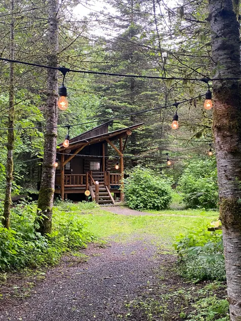 Huckleberry Hideaway@the North Fork Riverbend - Image 1