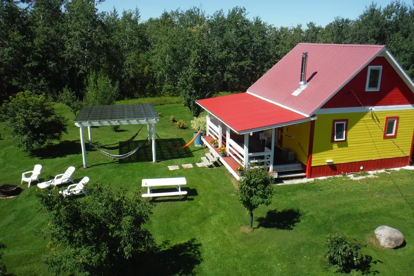 PETE’S PLACE - Image 1