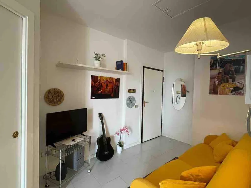 Beachfront apartment in Fano Sud with a/c - Image 1