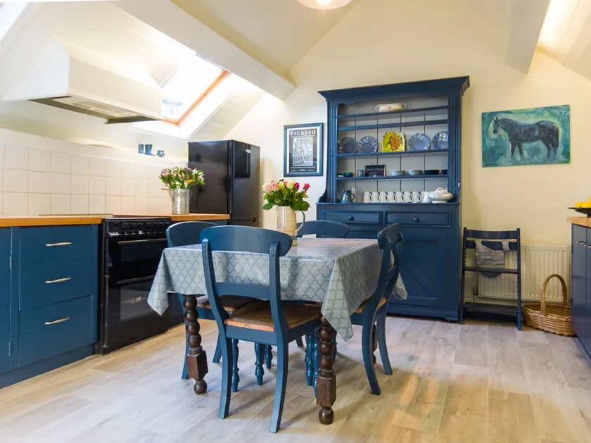 Cleo Gallery Apartments - Image 1