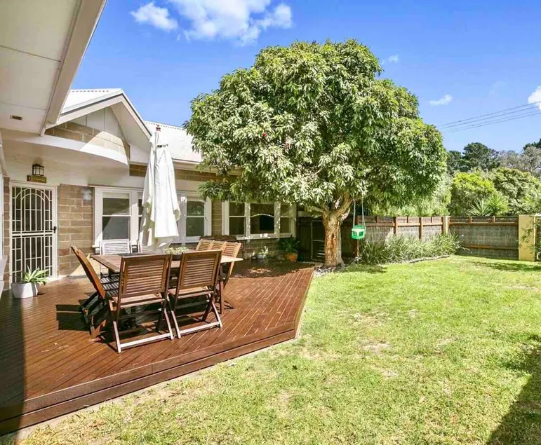 Tarooki Place by the beach - Image 1