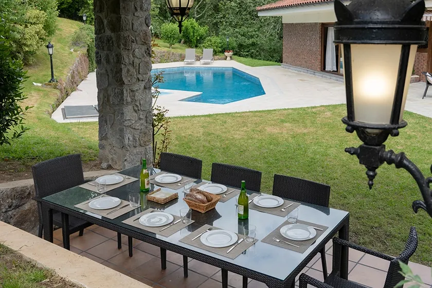 Oroimena Landetxea, house with swimming pool in Leitzaran, 15 min from San Sebastian. - Image 1