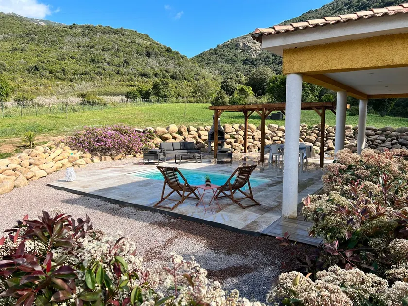 Beautiful, quiet villa with pool in Sagone. - Image 1