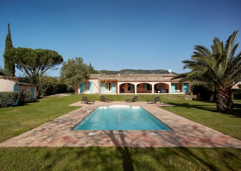 Charming villa with heated pool in quiet, 6/8 people, Gulf of St Tropez - Image 1