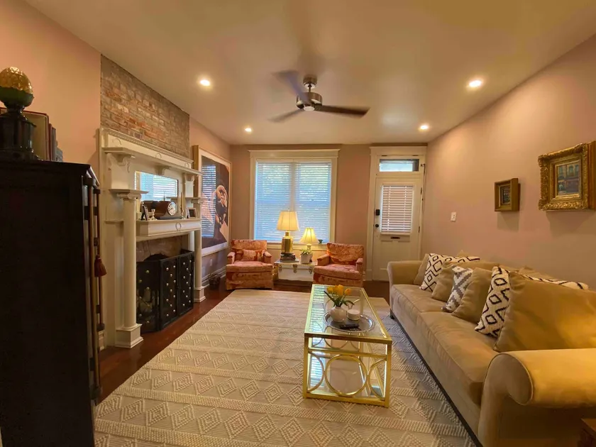 Garden Terrace Apartment - Image 1