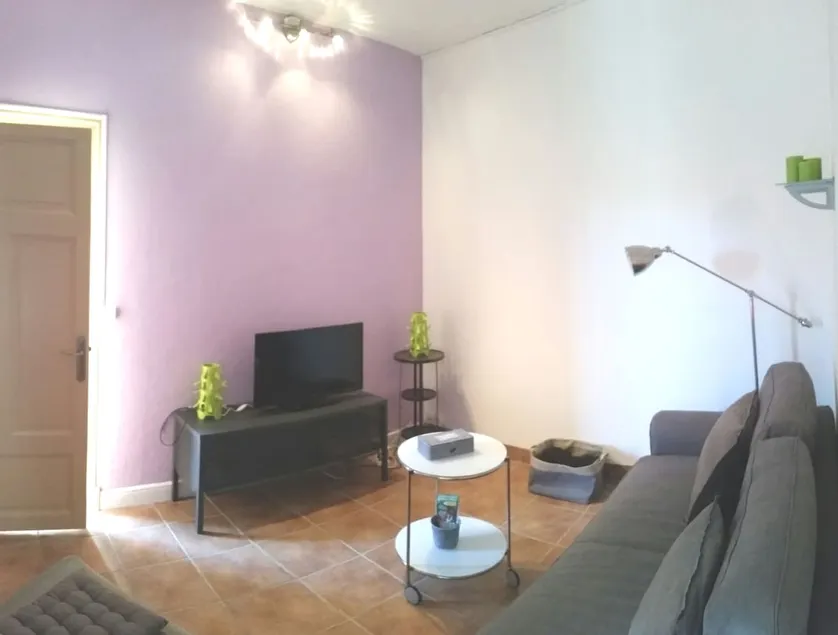 GROUND FLOOR HOUSE - Image 1