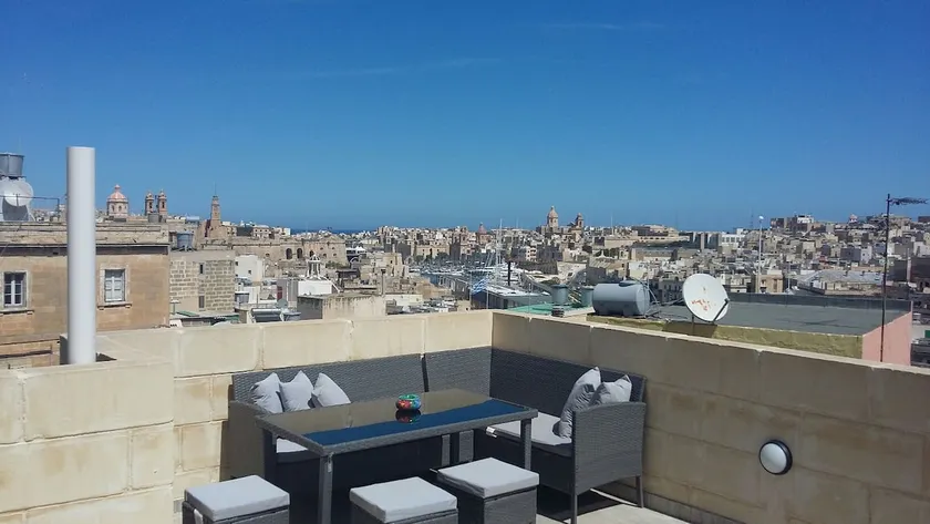 Cospicua (bormla) maisonette with marina view - Image 1