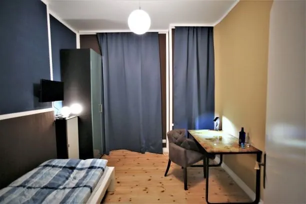 Jainaba Single Studio with private bathroom - Image 1