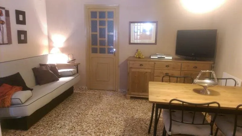 Apartamento Centrico CasaLos Olmos - Image 1