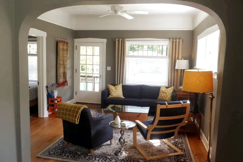 Bright and Airy Brooklyn Cottage - Image 1