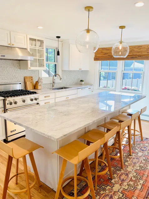 Hideaway House: Modern home, historic seaside town - Image 1