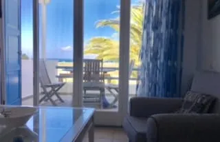 Lyvia's Naxos beach house 8 people ΑΜΑ00000102454 - Image 1