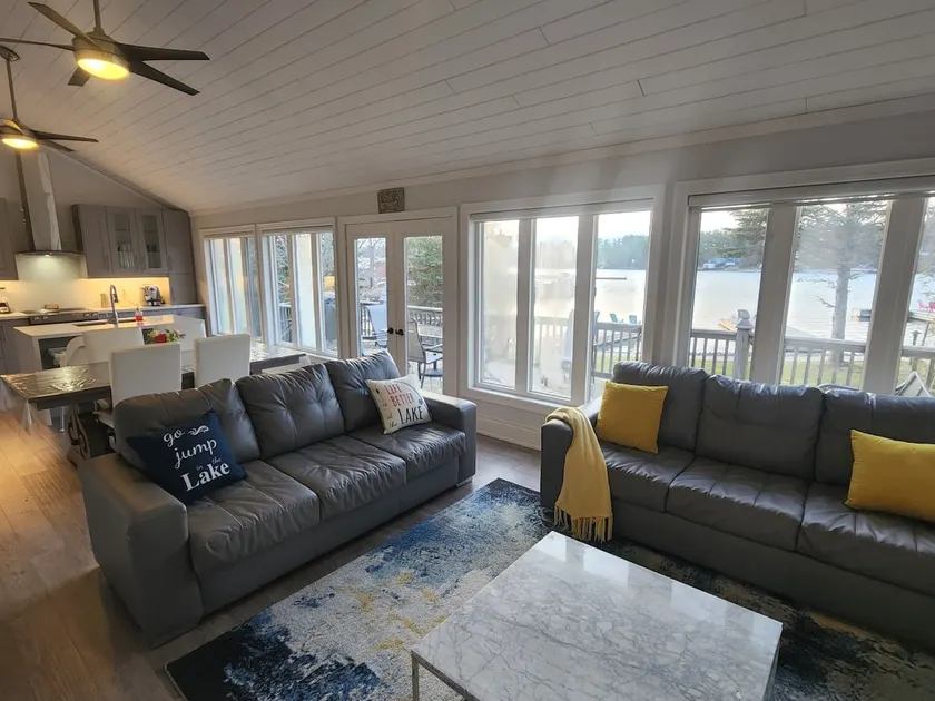 Honey Harbour Hideaway - Image 1